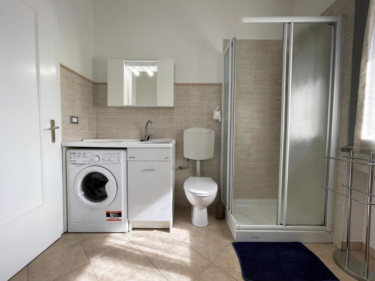 Stefano'S Guests House: 2 Bedrooms & Parking In Viareggio Ngoại thất bức ảnh
